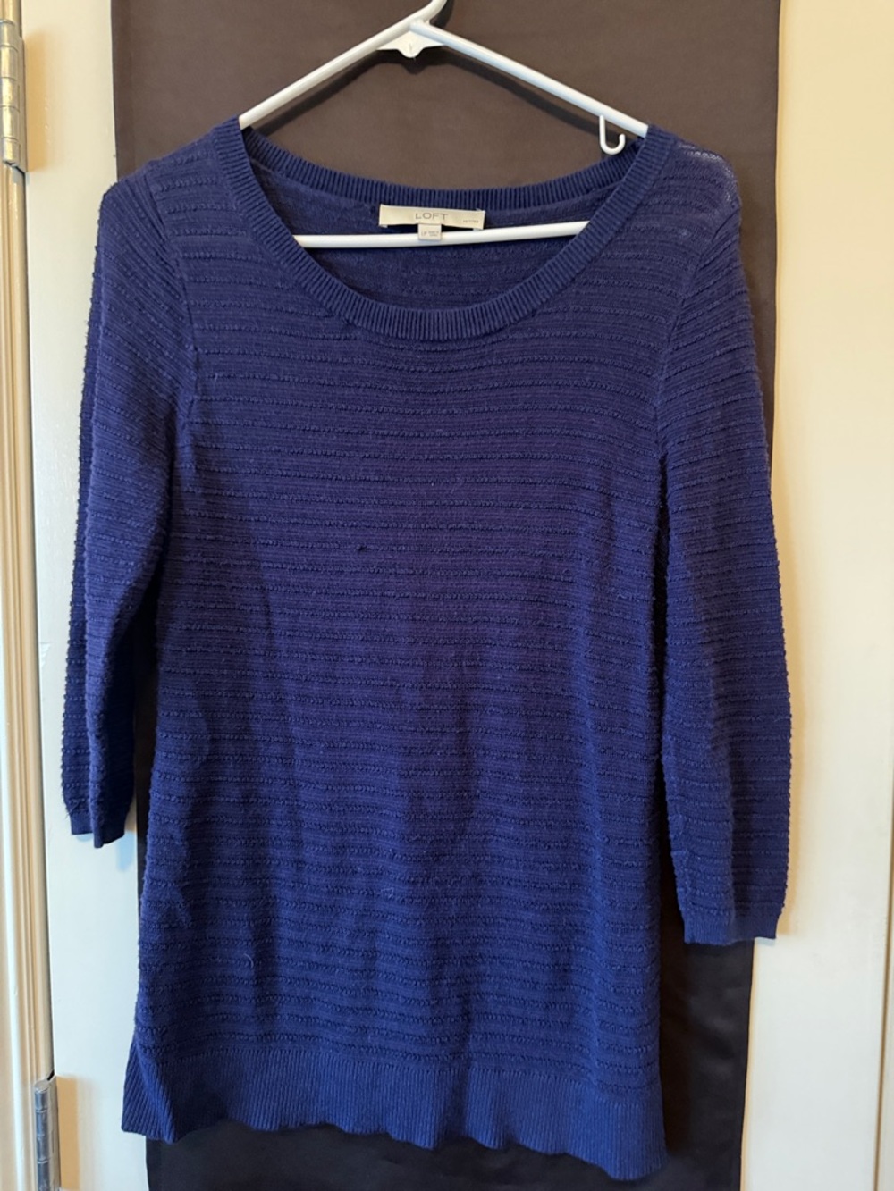 LOFT Women's Deep Navy Scoop Neck Lightweight Knit Sweater